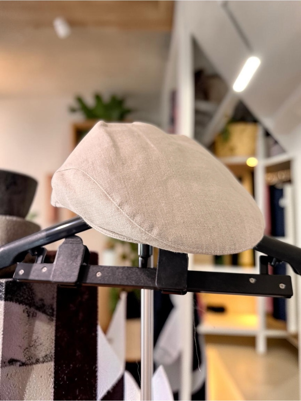 NWT Doogan Donegal Ireland Irish Linen Flat Cap Mens L Beige Ivy Driving Hat